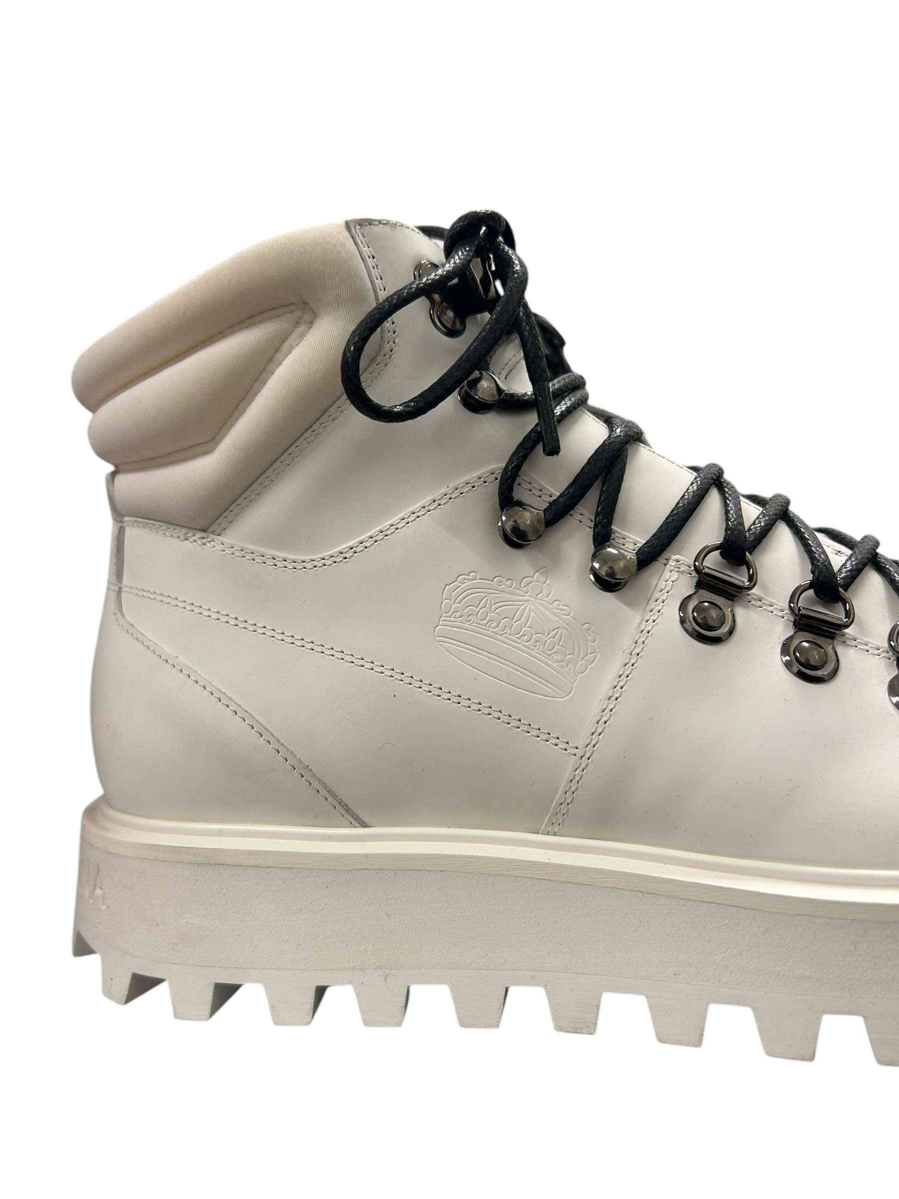 SHORT BOOTS