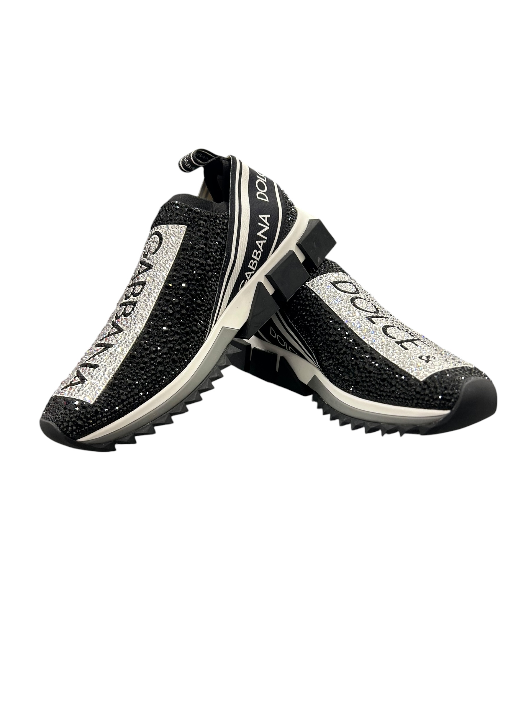 LOW-TOP SNEAKERS