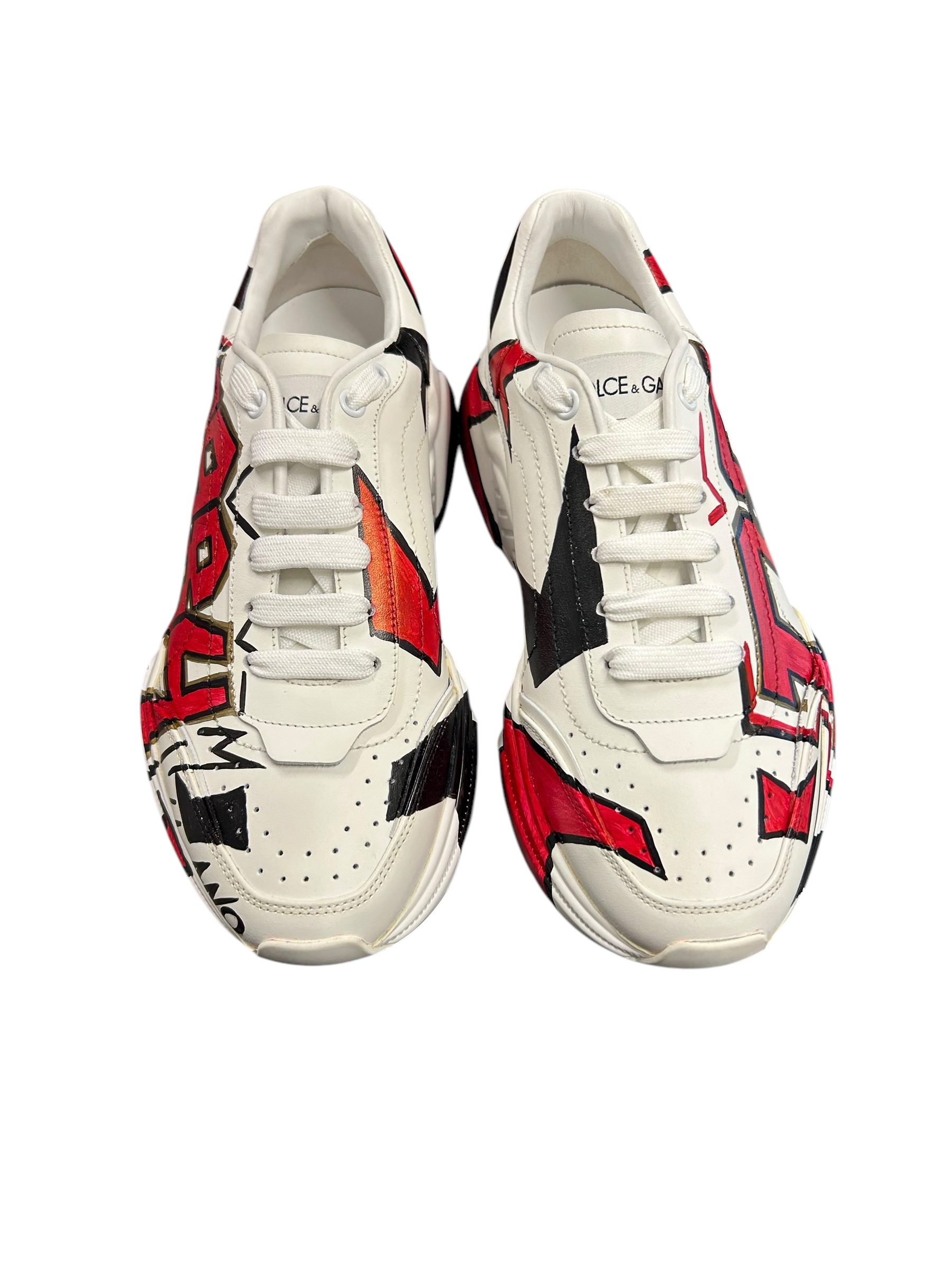 LOW-TOP SNEAKERS