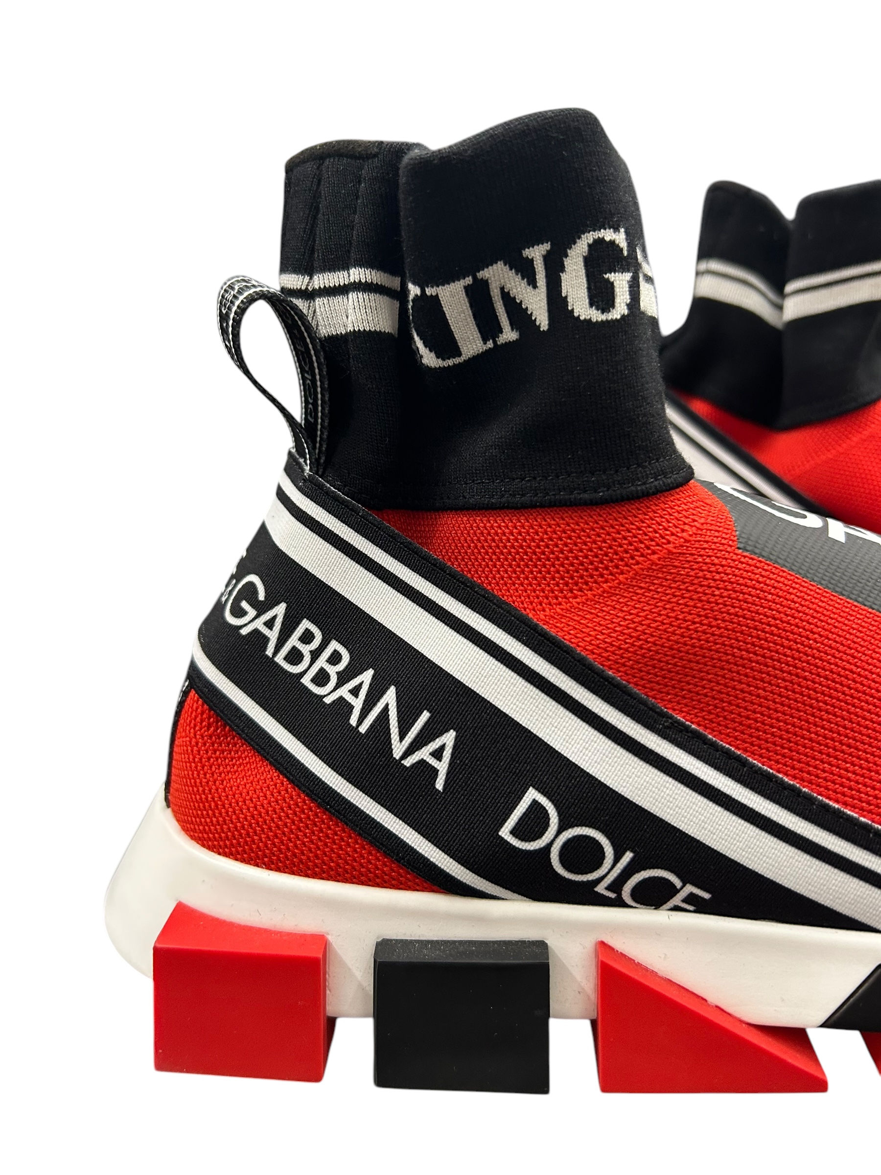 HIGH-TOP SNEAKERS